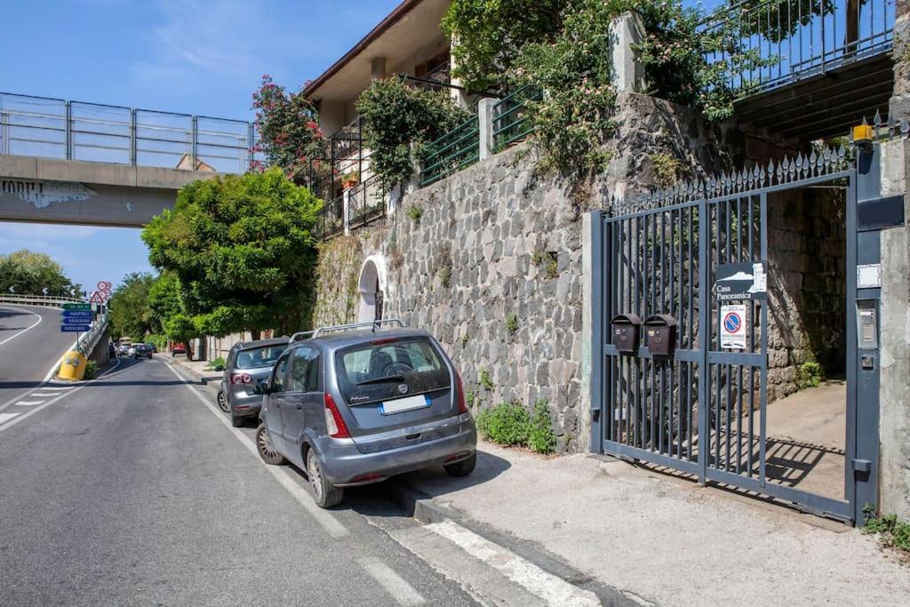 Casa Panoramica Lägenhet Castellammare di Stabia Exteriör bild