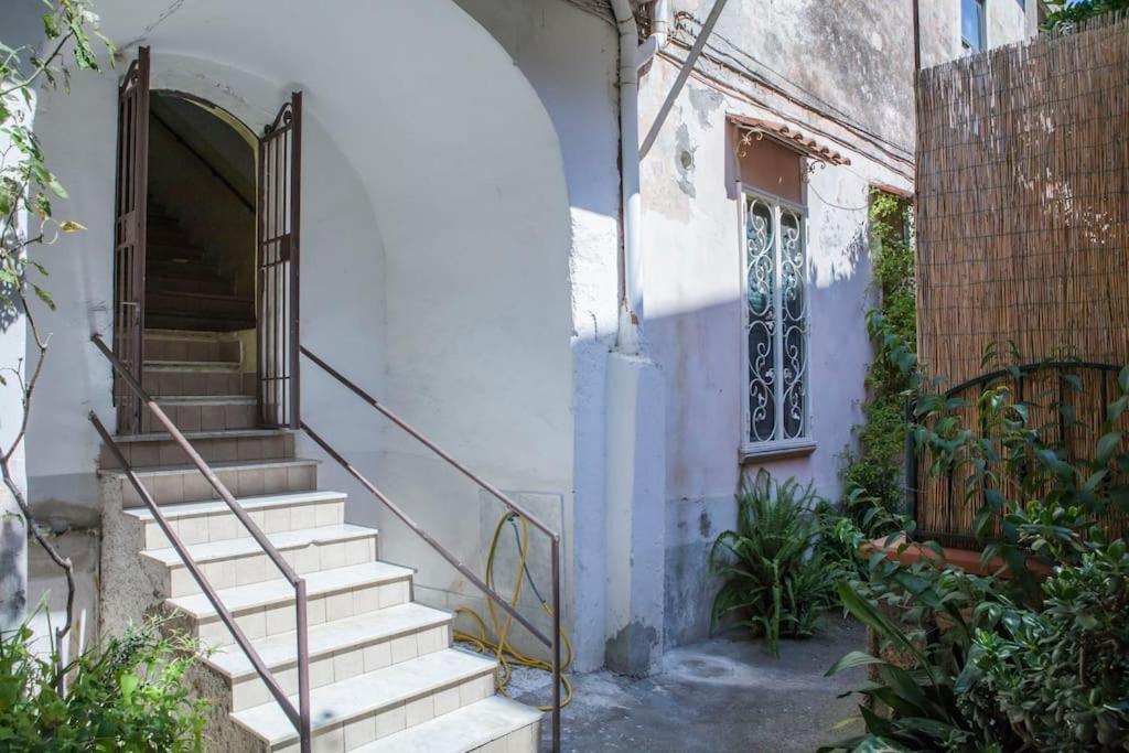 Casa Panoramica Lägenhet Castellammare di Stabia Exteriör bild