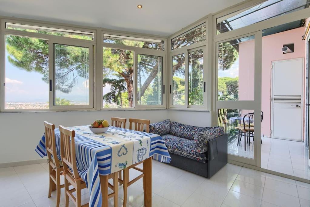 Casa Panoramica Lägenhet Castellammare di Stabia Exteriör bild